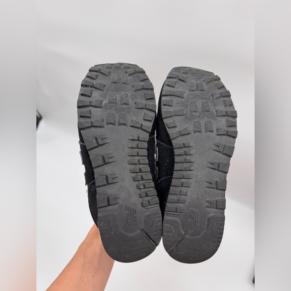 New balance women black sneakers US 5 - Picture 5 of 5